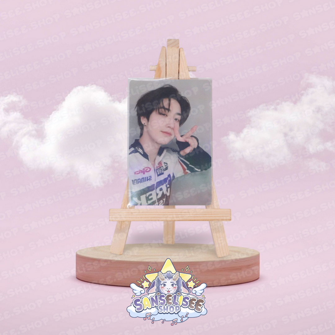 STRAY KIDS HOLOGRAPHIC 🌈 PHOTOCARDS  #22