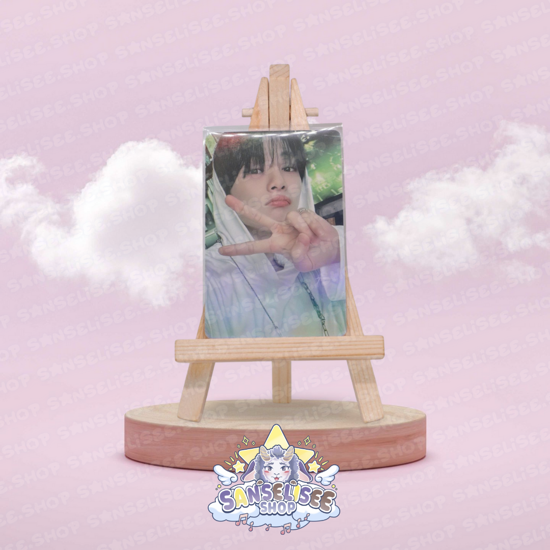 STRAY KIDS HOLOGRAPHIC 🌈 PHOTOCARDS  #21