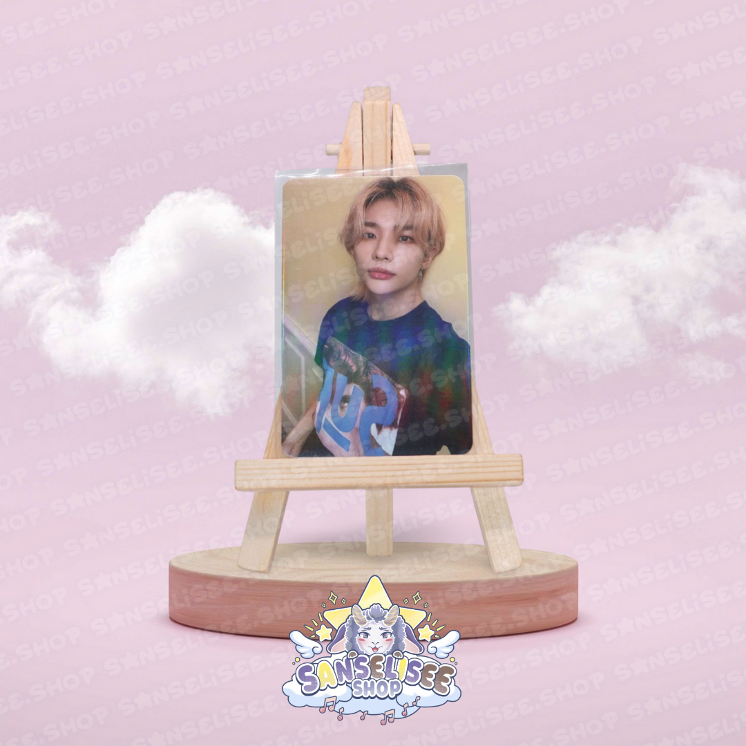 HYUNJIN HOLOGRAPHIC 🌈 PHOTOCARDS  #01