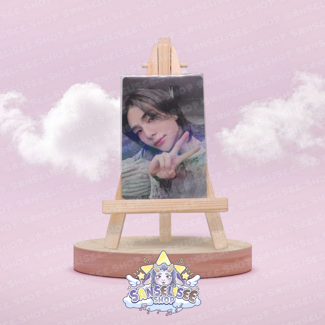 HYUNJIN HOLOGRAPHIC 🌈 PHOTOCARDS  #07