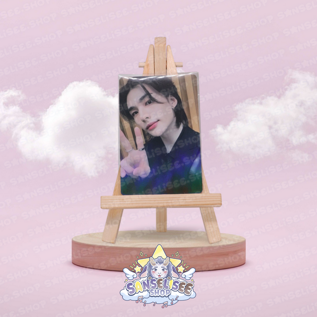 HYUNJIN HOLOGRAPHIC 🌈 PHOTOCARDS  #06