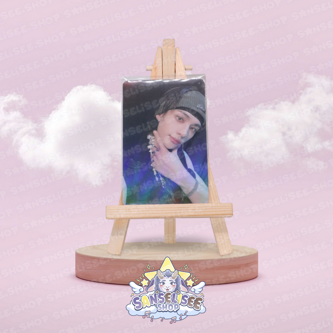 STRAY KIDS HOLOGRAPHIC 🌈 PHOTOCARDS  #18