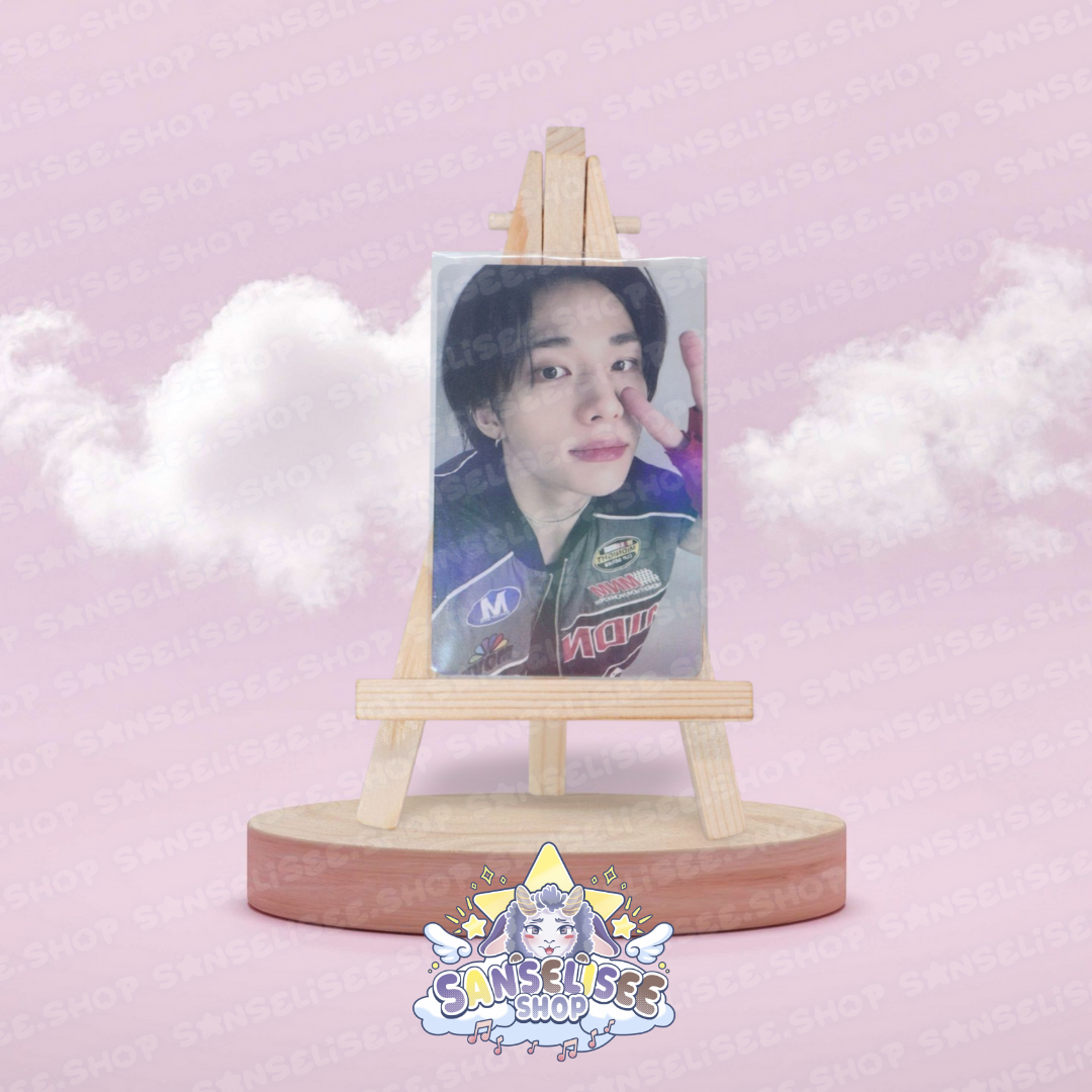 STRAY KIDS HOLOGRAPHIC 🌈 PHOTOCARDS  #22