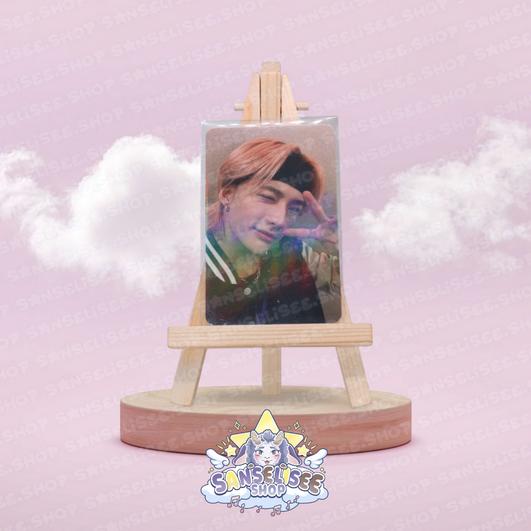 HYUNJIN HOLOGRAPHIC 🌈 PHOTOCARDS  #03