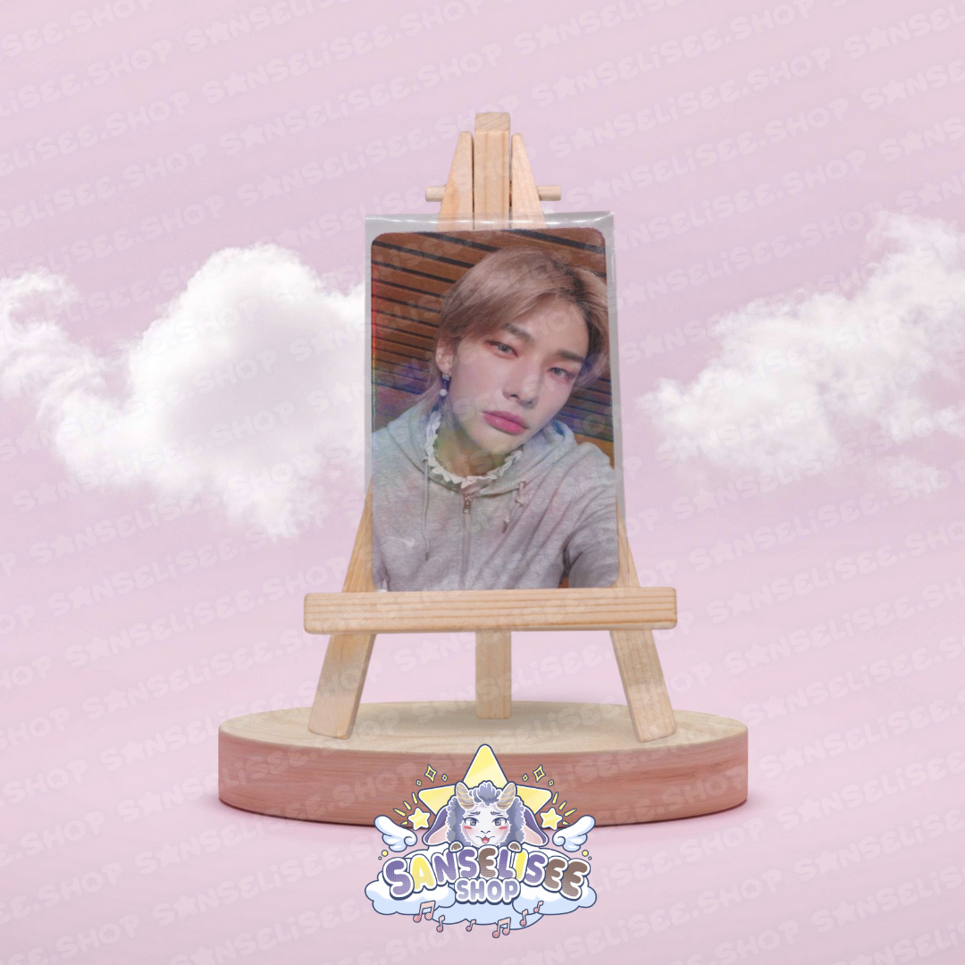HYUNJIN HOLOGRAPHIC 🌈 PHOTOCARDS  #02