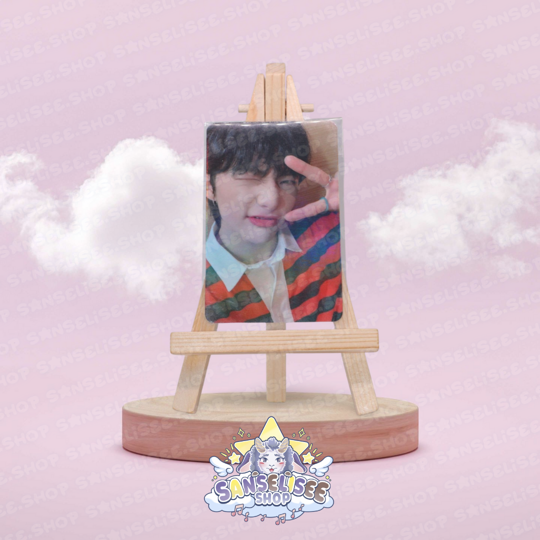 HYUNJIN HOLOGRAPHIC 🌈 PHOTOCARDS  #04