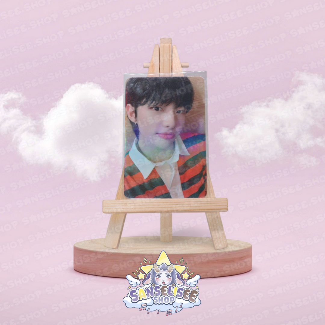 HYUNJIN HOLOGRAPHIC 🌈 PHOTOCARDS  #04