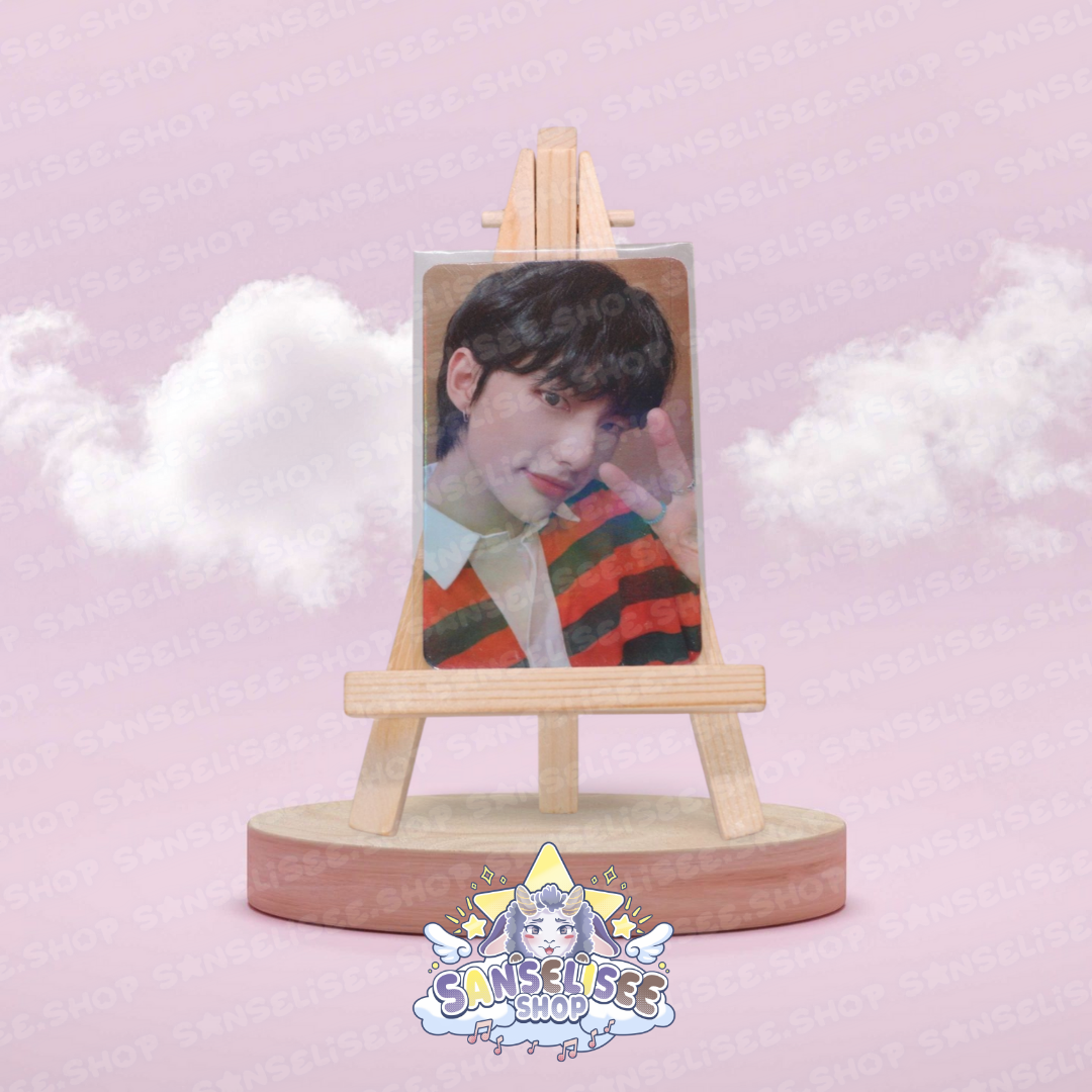 HYUNJIN HOLOGRAPHIC 🌈 PHOTOCARDS  #04