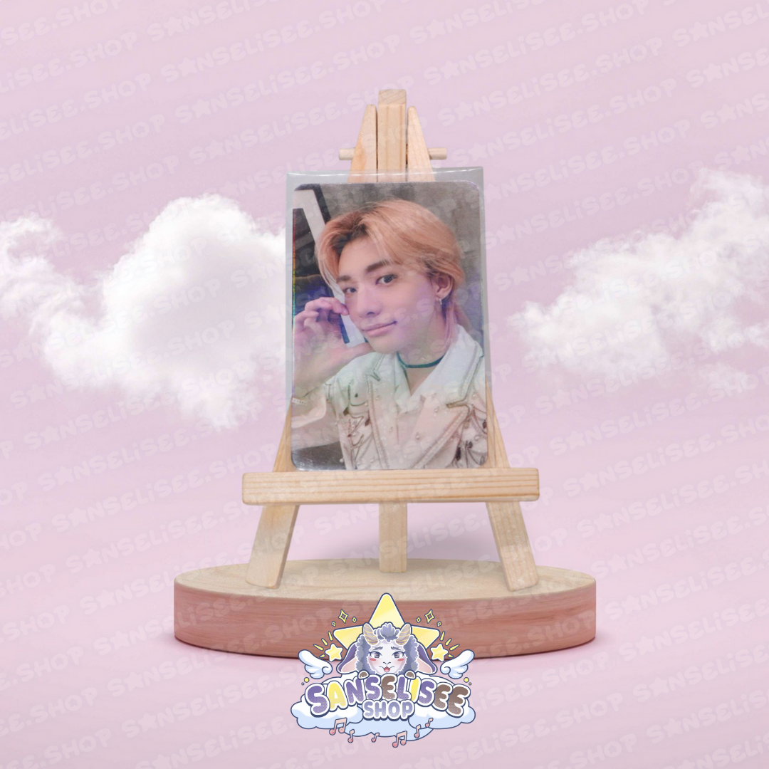 HYUNJIN HOLOGRAPHIC 🌈 PHOTOCARDS  #07