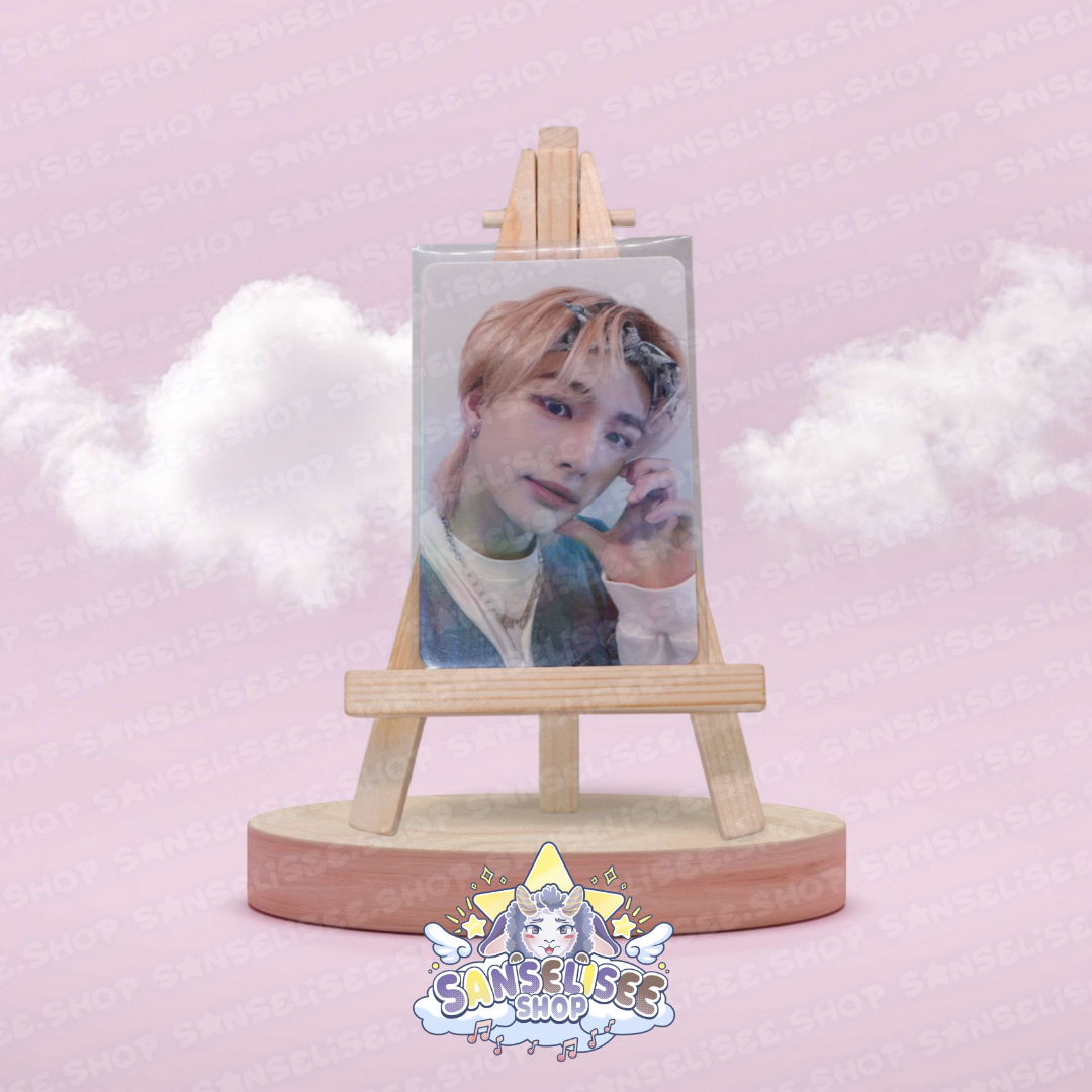 HYUNJIN HOLOGRAPHIC 🌈 PHOTOCARDS  #07