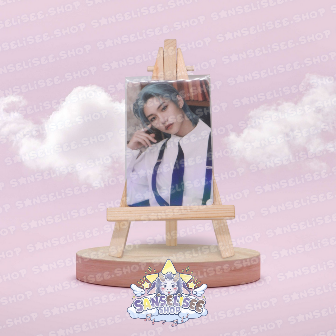 STRAY KIDS HOLOGRAPHIC 🌈 PHOTOCARDS  #19