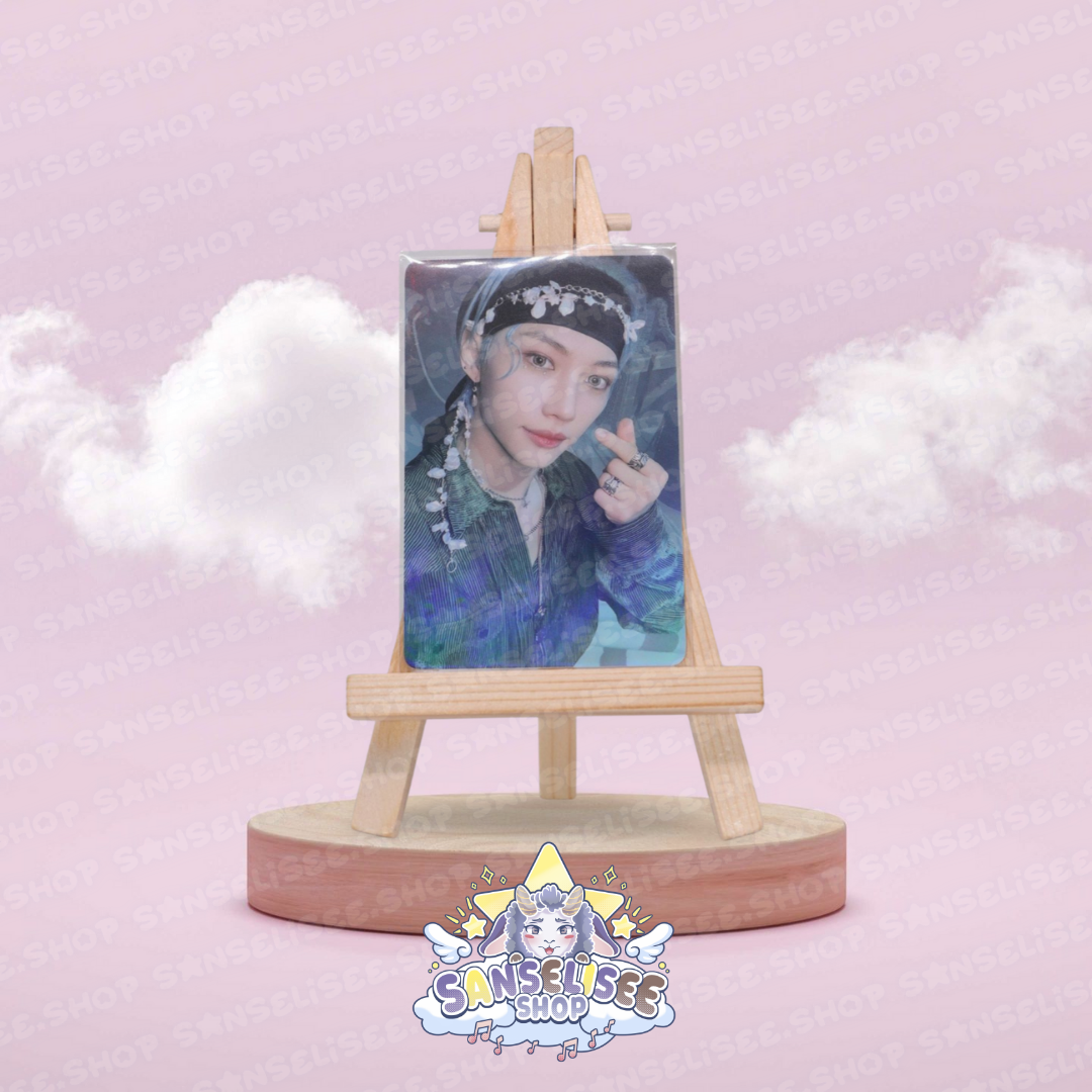 STRAY KIDS HOLOGRAPHIC 🌈 PHOTOCARDS  #18