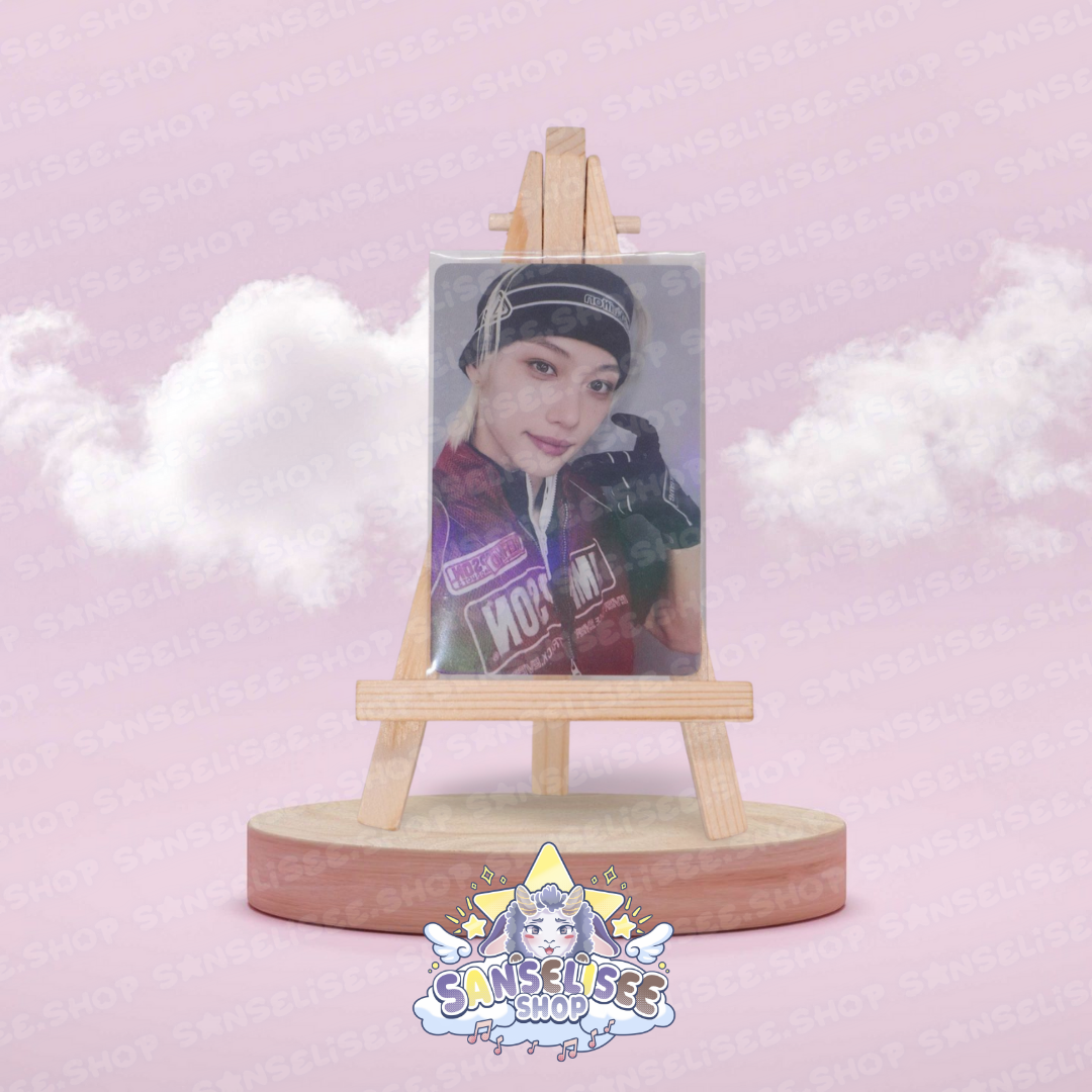 STRAY KIDS HOLOGRAPHIC 🌈 PHOTOCARDS  #22