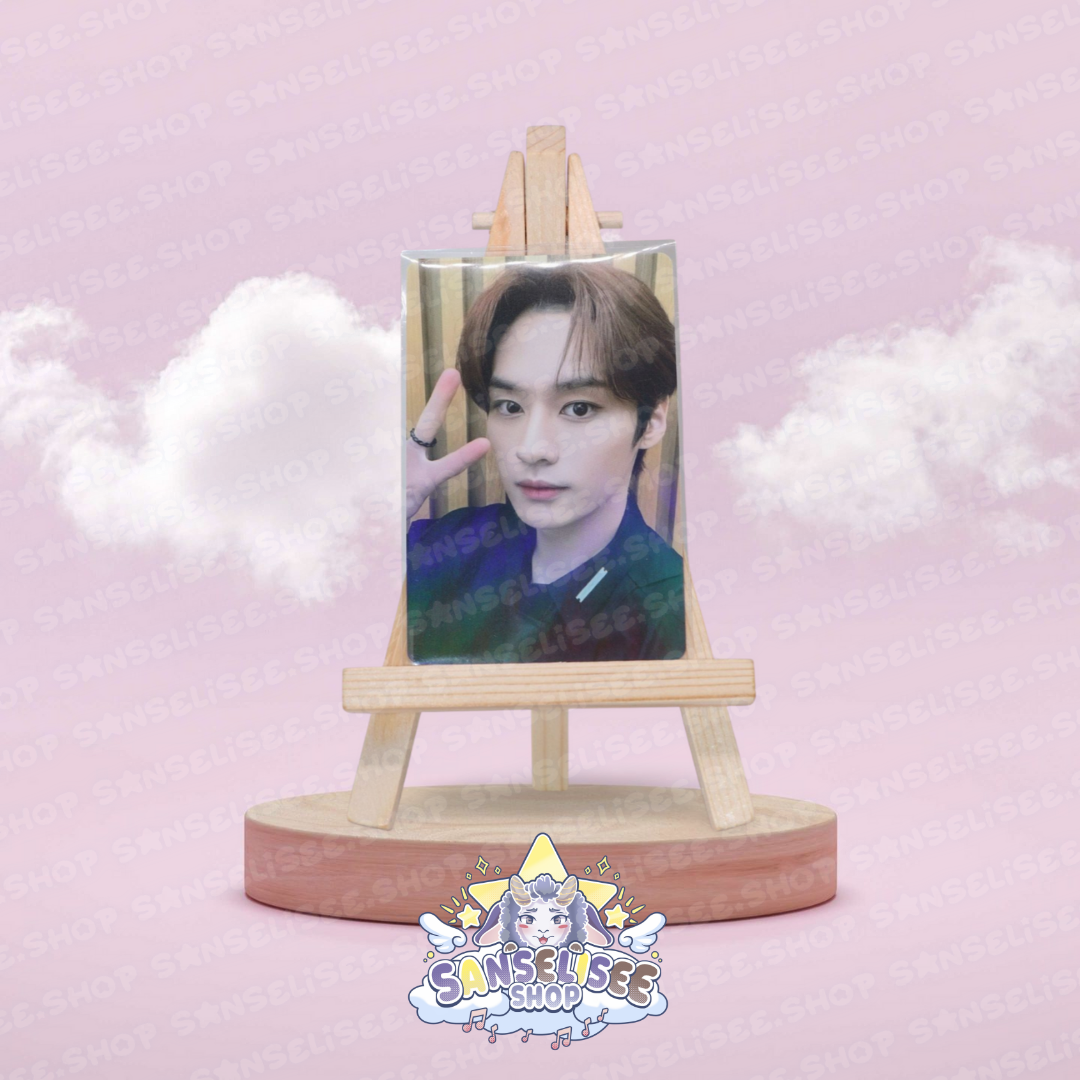 LEE KNOW HOLOGRAPHIC 🌈 PHOTOCARDS  #01