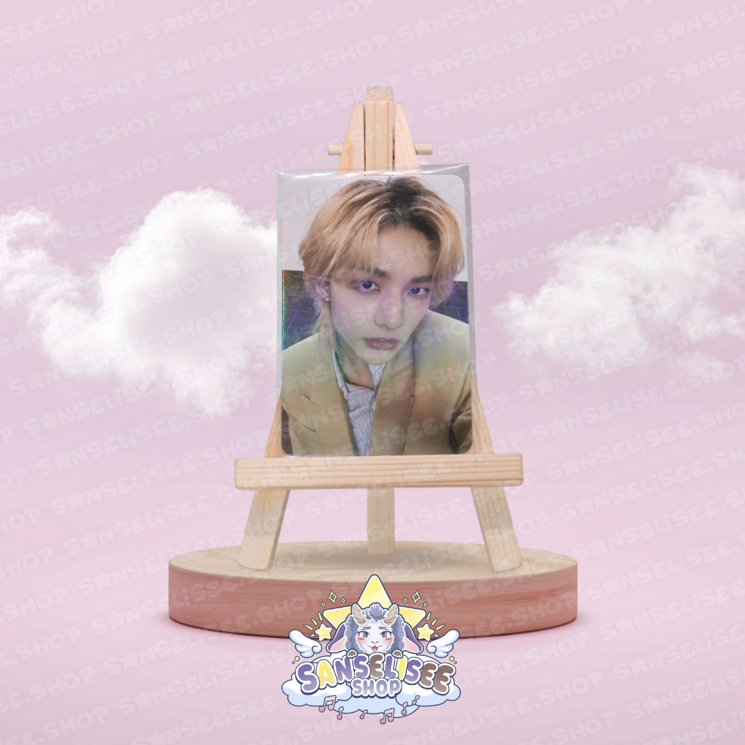 HYUNJIN HOLOGRAPHIC 🌈 PHOTOCARDS  #01